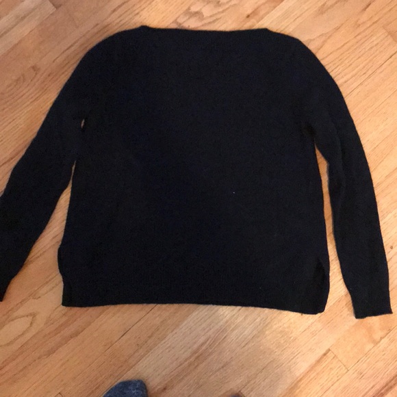 Gap maternity black sweater - Picture 3 of 4
